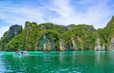 Phi Phi, Maya Bay, & Khai Islands Premium Trip