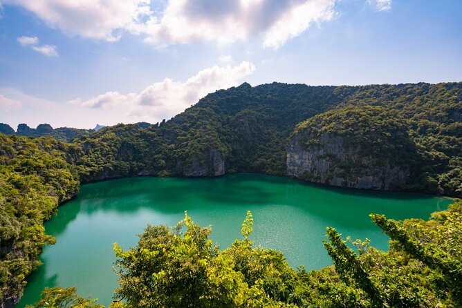 Full Day Ang Thong Islands Luxury Small Group Tour - Kayaking through calm island water