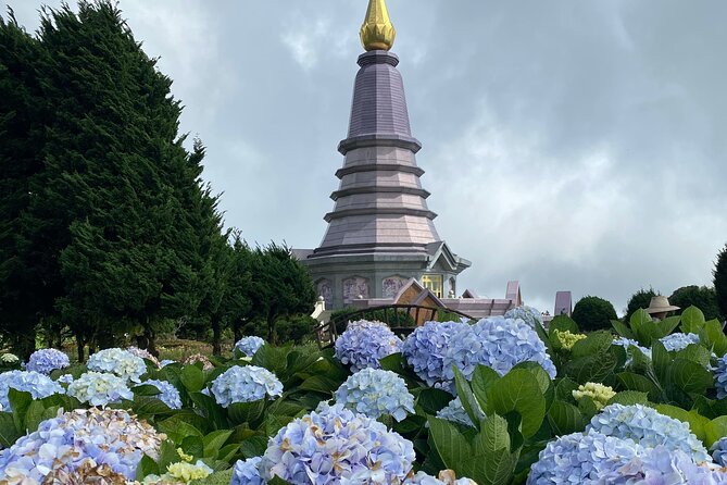 Full-Day Doi Inthanon National Park Tour with Trek and Pagodas - Wachirathan Falls brings a strong finish