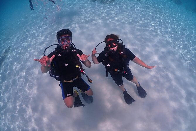 Full-Day Koh Phi Phi Scuba Diving Course from Phuket - A small group, but not necessarily a quiet boat