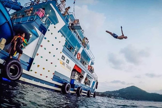 Full day snorkeling adventure around Koh Tao - Hin Wong Bay: fish, rock, and open water