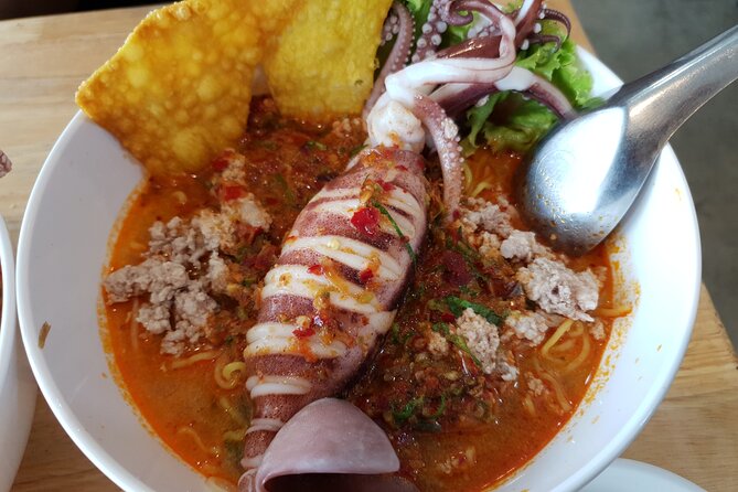 Go where the locals go, Eat what the locals eat! Food Tour with Local Foodies - What this Chiang Mai food tour is really like