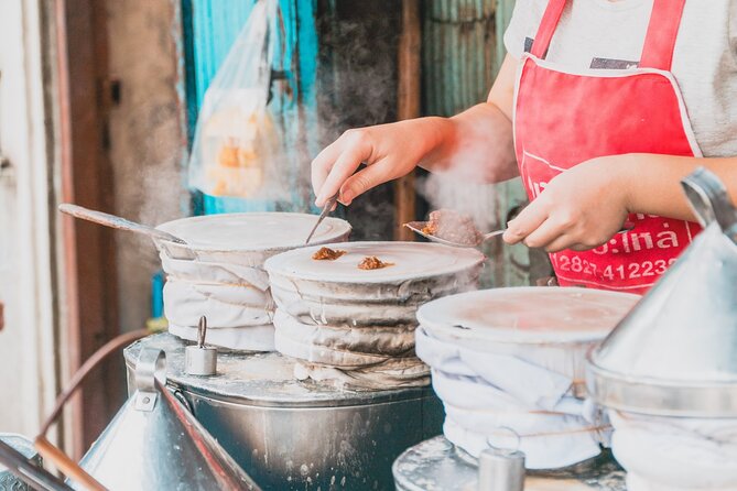 Go where the locals go, Eat what the locals eat! Food Tour with Local Foodies - The 9am route from Three Kings Monument