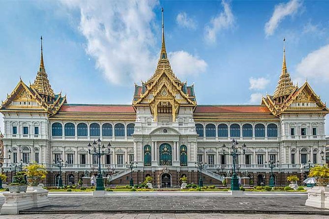 Grand Palace Glory and Emerald Buddha : Half-Day Tour in Bangkok - Why the Grand Palace matters in Bangkok