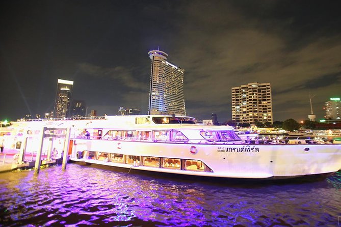 Grand Pearl Dinner Cruise Experience at Bangkok with Pickup - Boarding with fruit cocktails and Thai hospitality