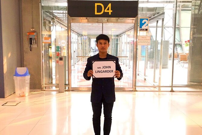 Guided Arrival Fast-Track Service: Bangkok Suvarnabhumi Airport - Booking details that matter