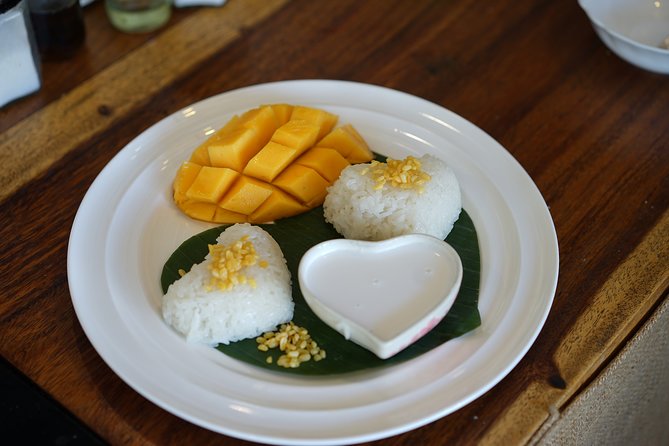 Half-Day Chiang Mai Cooking Class: Make Your Own Thai Foods - Choosing six dishes for your own meal