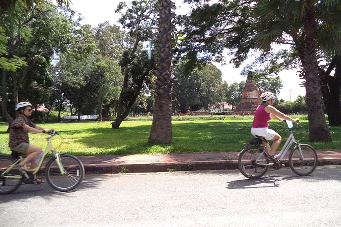 Half-Day Colors of Chiang Mai Biking Tour - What the guides add to the ride