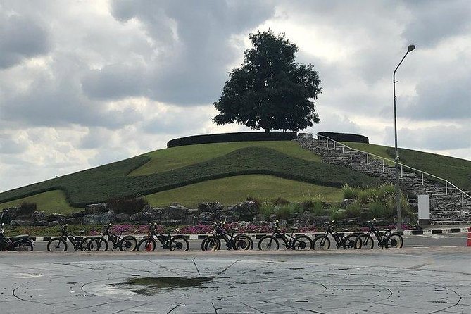 Half-day E-bike Nam Phrae (hilly, fully paved roads, GUIDED) - Morning or afternoon: choose based on the heat