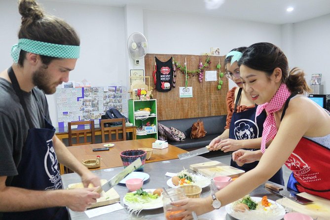 Half Day Evening Cooking Class with Market Tour in Chiang Mai - A 3:30 pm start at Kad Kom Market