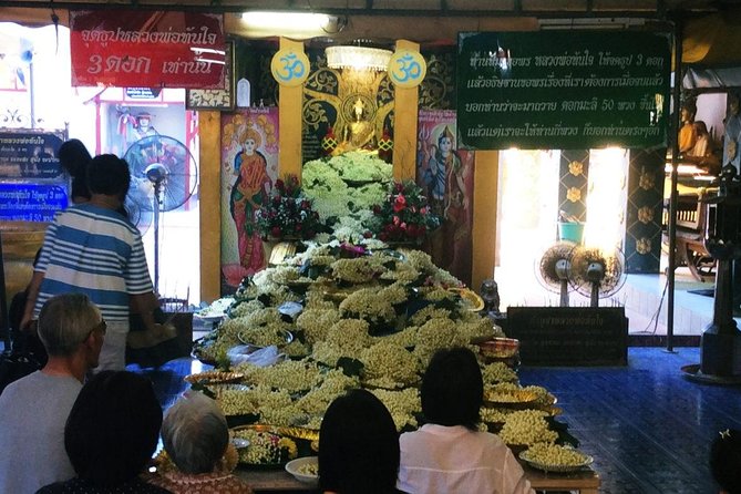 Half Day Phra That Doi Kham Temple and Royal Park Rajapruek (Private Tour) - Who will enjoy this half-day outing?