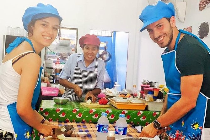 Half-Day Phuket Easy Thai Cooking - Why the small group matters