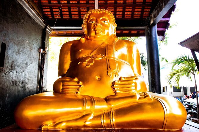 Half-Day Private Night Tour by Tuk Tuk in Chiang Mai City - The Tuk Tuk Ride: Fun, Fast, and Not Silent