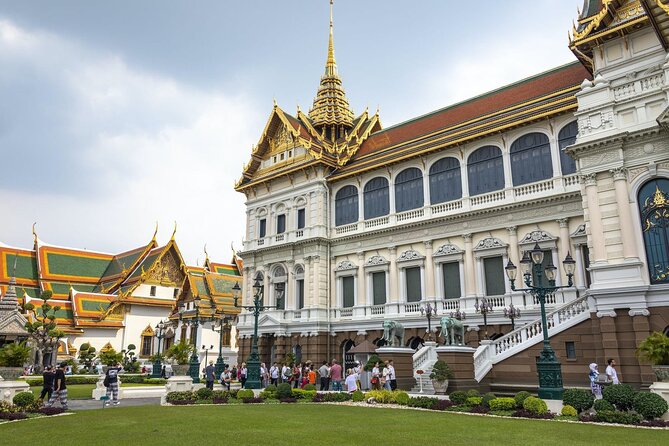 Half-Day Royal Grand Palace and Bangkok Temples Tour - Who should choose this experience?