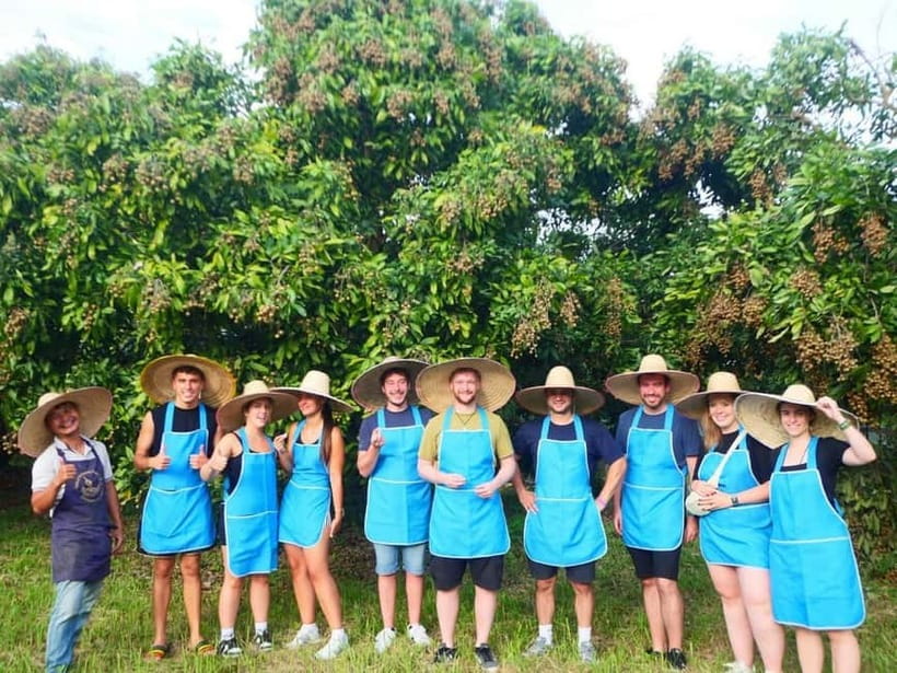 Half-Day Thai Cooking Class on a Local Farm Near Chiang Mai - From Chiang Mai streets to a local market