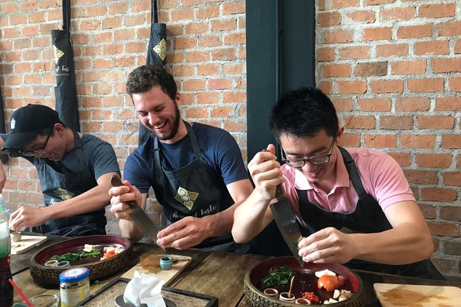 Hands on Thai Cooking Class and Market Tour - Who will enjoy this class most?