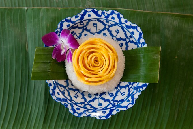 Hands-on Thai Cooking Class & Market Tour in Sukhumvit - Dietary needs and family considerations