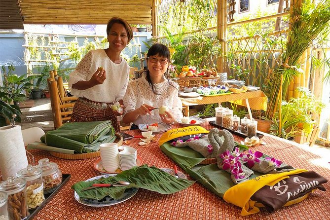 Home Style Family class with fruit carving and market tour - Key points at a glance