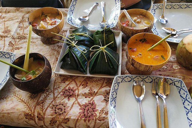Home Style Family class with fruit carving and market tour - The food, drinks, and market extras