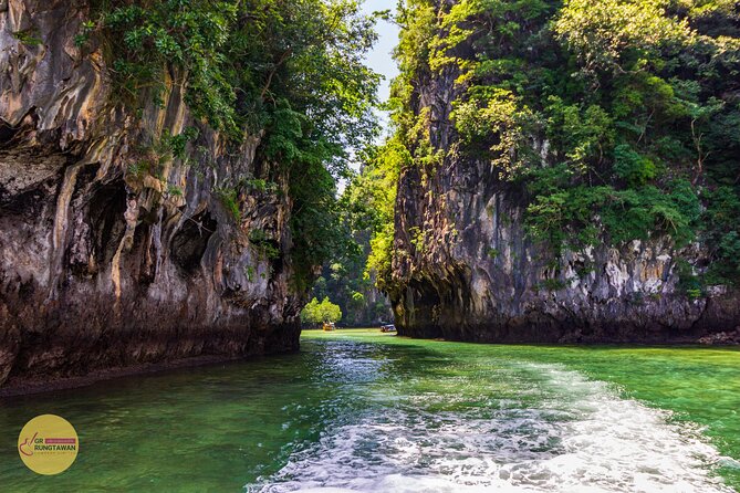 Hong Islands One Day Tour by Speed Boat from Ao Nang, Krabi - Ko Lao Lading and its shaded bay