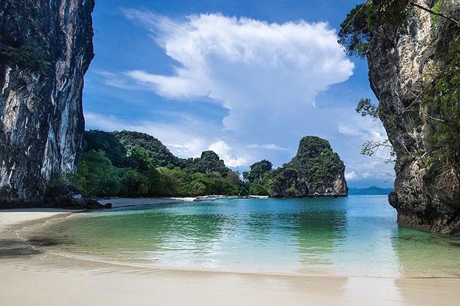 Hong Islands Sunset & Glow Plankton Night Trip from Krabi - Guides, group size, and safety concerns