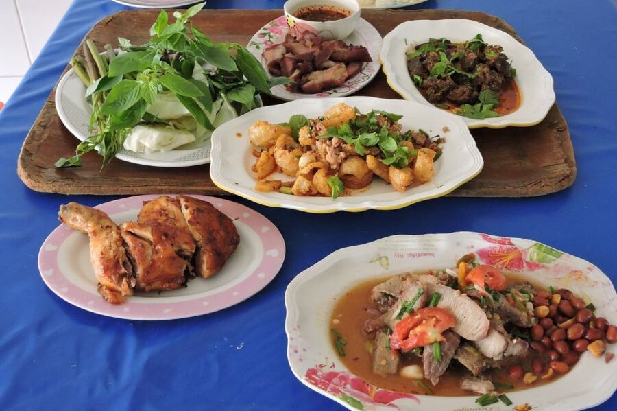 Hua Hin: Eat Like a Local Thai Food Tour - Northern Thai dishes with a Chiang Mai connection