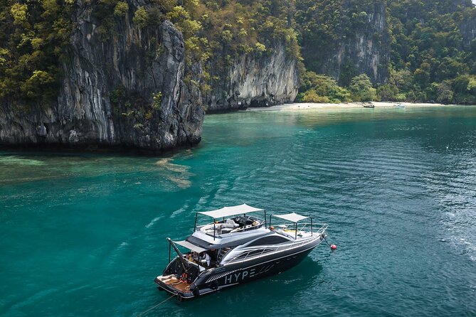 Hype Yacht : VIP tour Krabi Islands & Phang Nga Bay from Phuket - Hong Island Lagoon and the Onboard Lunch