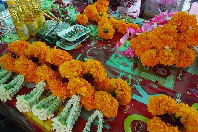 In and around Bangkok Private Tour Guide with Custom Experience - Going outside Bangkok: Ayutthaya, Ratchaburi, and Kanchanaburi