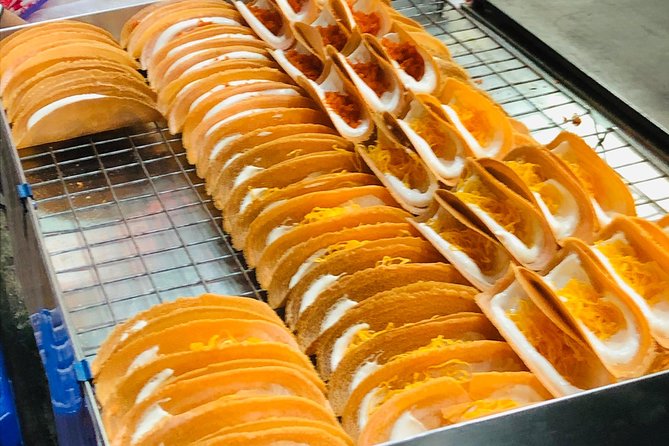Incredible Bangkok Food Tour - What the guides add to the evening