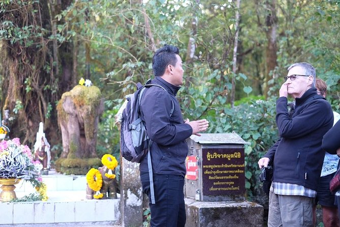 Inthanon Day Trip from Chiang Mai with Lunch - Group or Private - The Twin Pagodas and their gardens