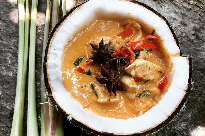 Introduction Thai Kitchen - Menu Set 2 - Why this class works better than a kitchen-only lesson