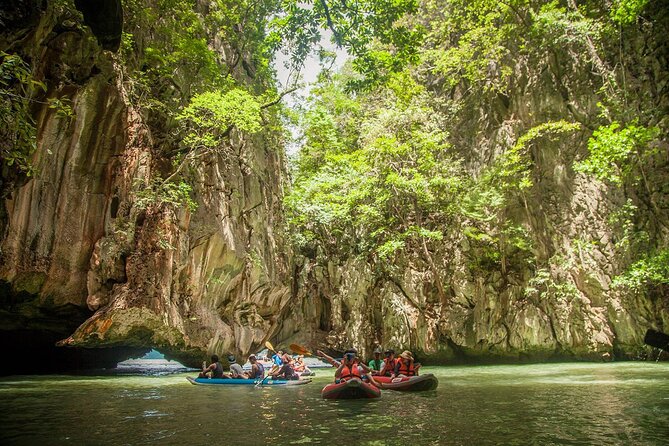 Jame Bond, Panyee Island, Hong Island and Naka Island by Speedboat From Phuket - Koh Panyi: lunch in a floating Muslim village
