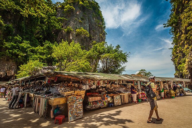 James Bond Island and Phang Nga Bay Tour from Phuket - Boats, crowds, and the pace of the day