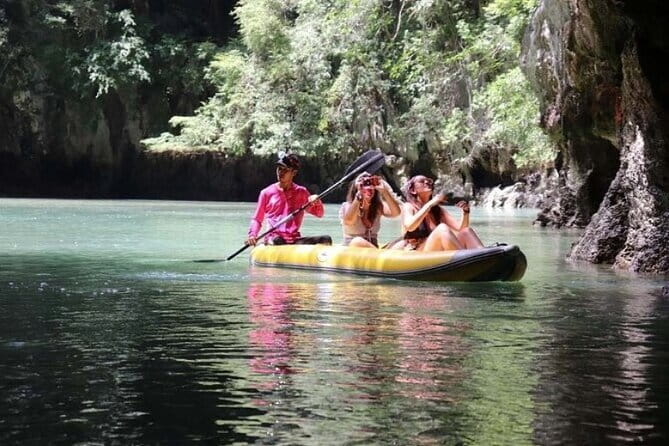 James Bond Island: Big Boat Tour & Canoeing Experience - Canoeing through Koh Panak’s caves