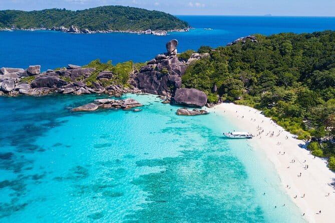 James Bond Island: Big Boat Tour & Canoeing Experience - What the $61.74 price really covers