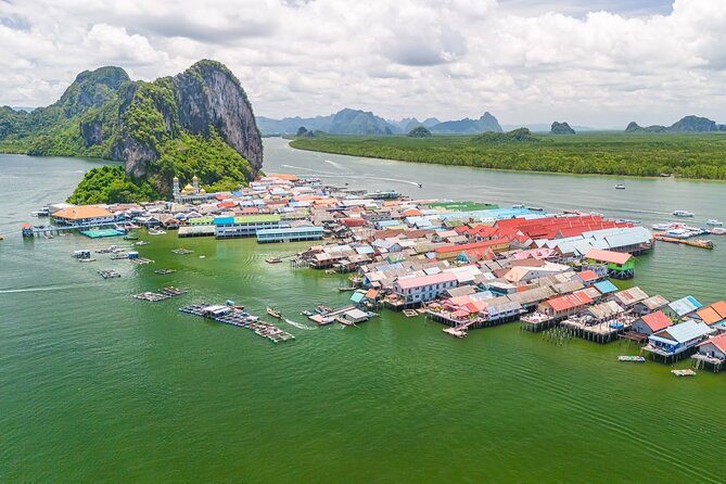 James Bond Island by Speedboat and Canoe at Hong Island - Koh Panak and the cave stops