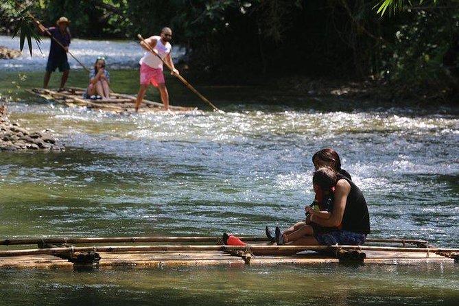 Khao Lak: Bamboo Rafting & Sea Turtle Conservation Center - The bamboo raft ride through the jungle
