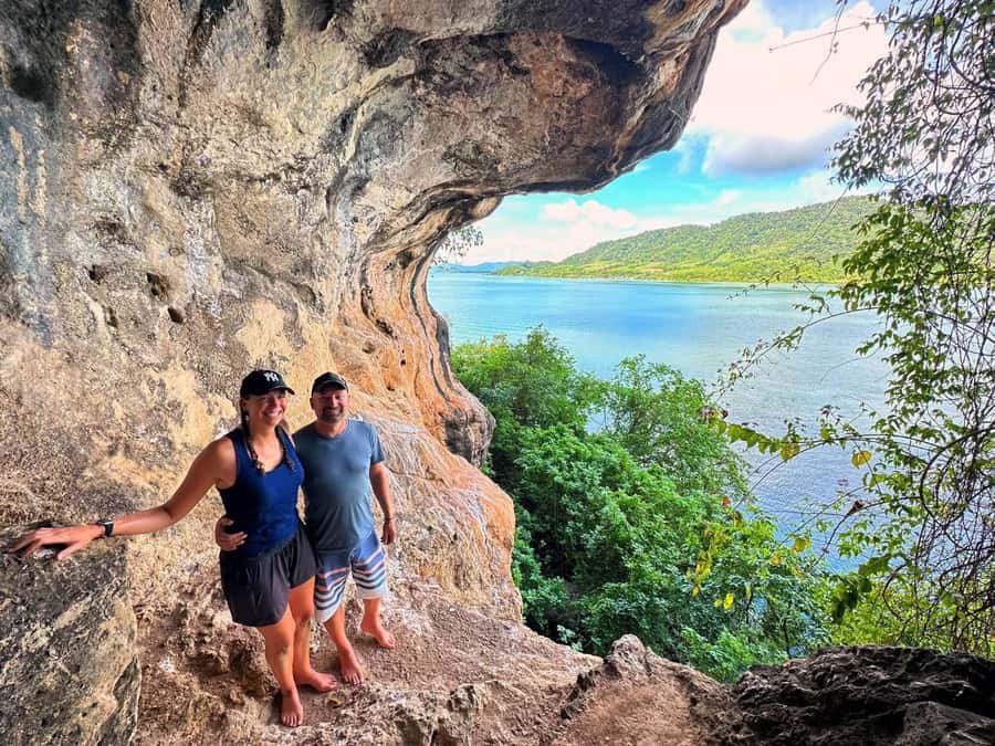 Ko Lanta: Half-Day Kayaking Koh Phee & Koh Talabeng 2 Caves - What this half-day trip actually feels like