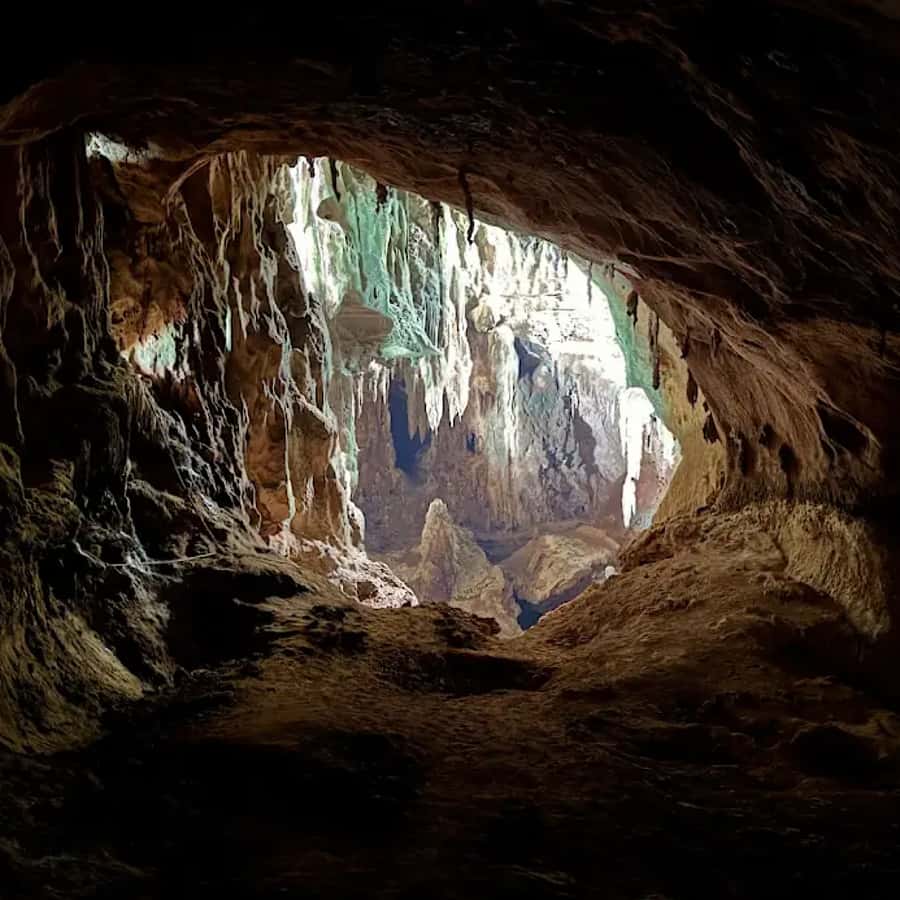Ko Lanta: Half-Day Kayaking Koh Phee & Koh Talabeng 2 Caves - Who will enjoy this most