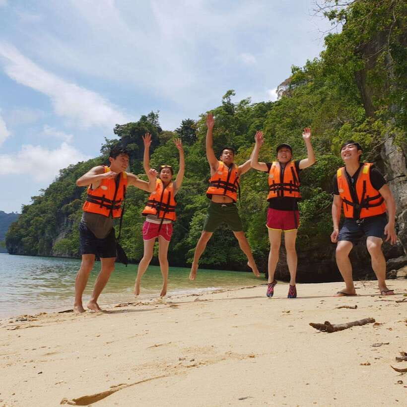 Ko Lanta: Ko Aung, Ko Phee Ghost Cave Island, Talabeng Kayak - Talabeng Island Is the Main Event