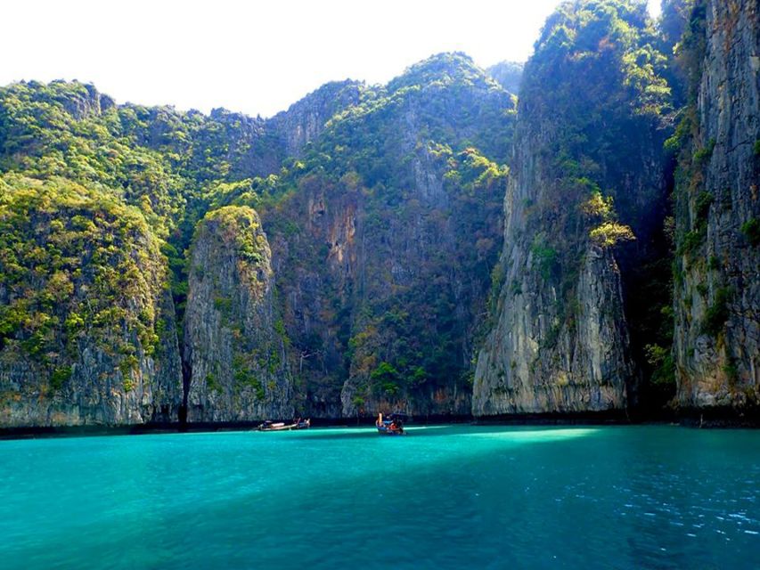 Ko Lanta: Phi Phi Day Trip by Speed Boat - Bamboo Island brings the best beach time