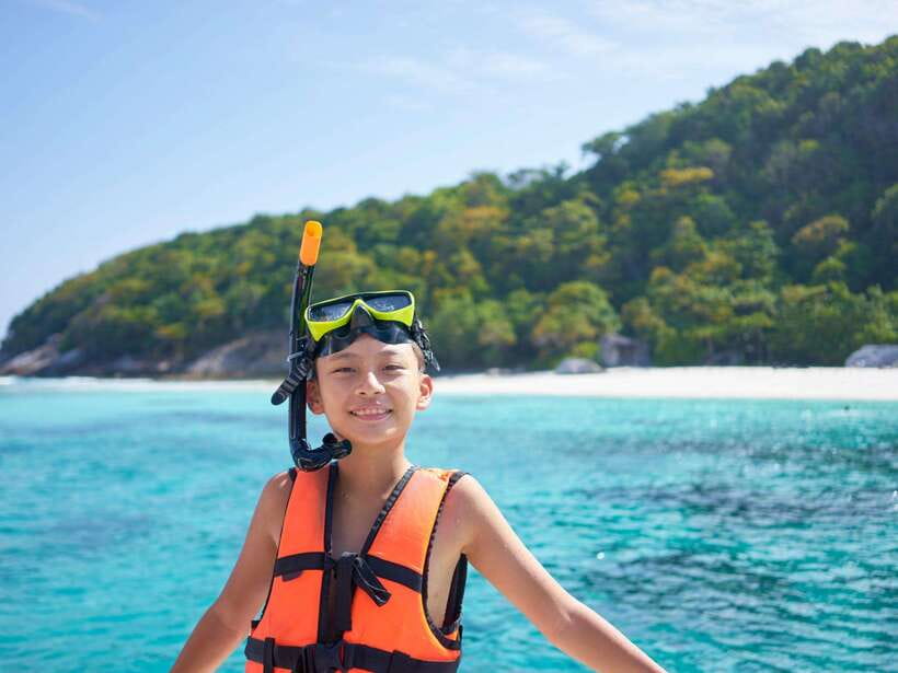 Ko Lanta: Snorkeling Adventure Tour to Koh Rok and Koh Haa - Koh Rok Beach and the Buffet Lunch