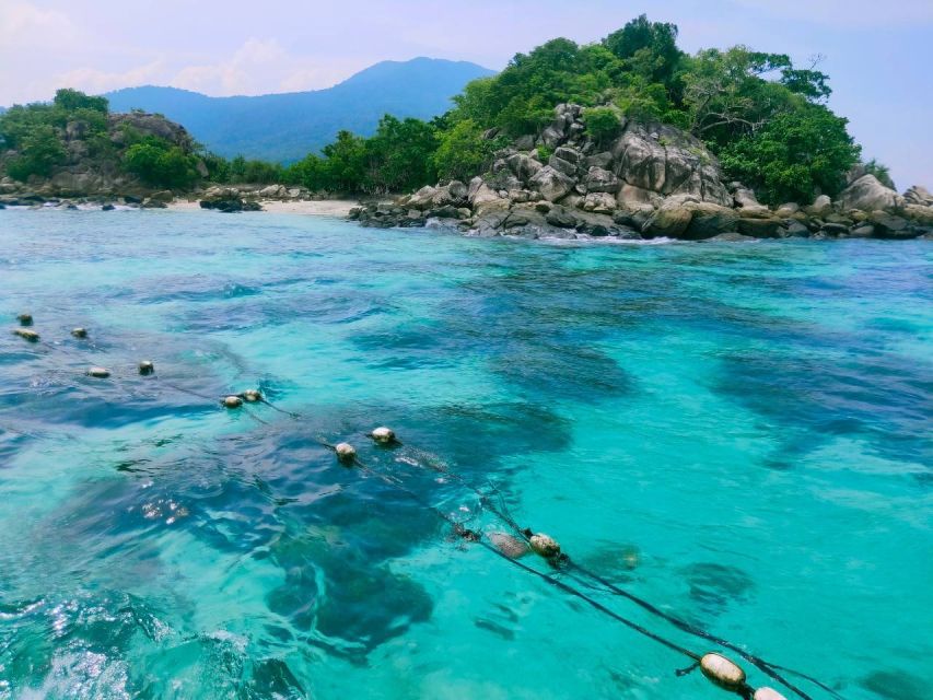 Ko Lipe: Outside Zone Snorkeling Trip by Longtail Boat - Stop Two: The Clear Shallows of Ror Kloy