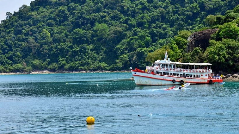 Koh Chang: 5 Island Guided Boat Tour with Lunch Buffet - The ferry legs and departure from Bang Bao Pier