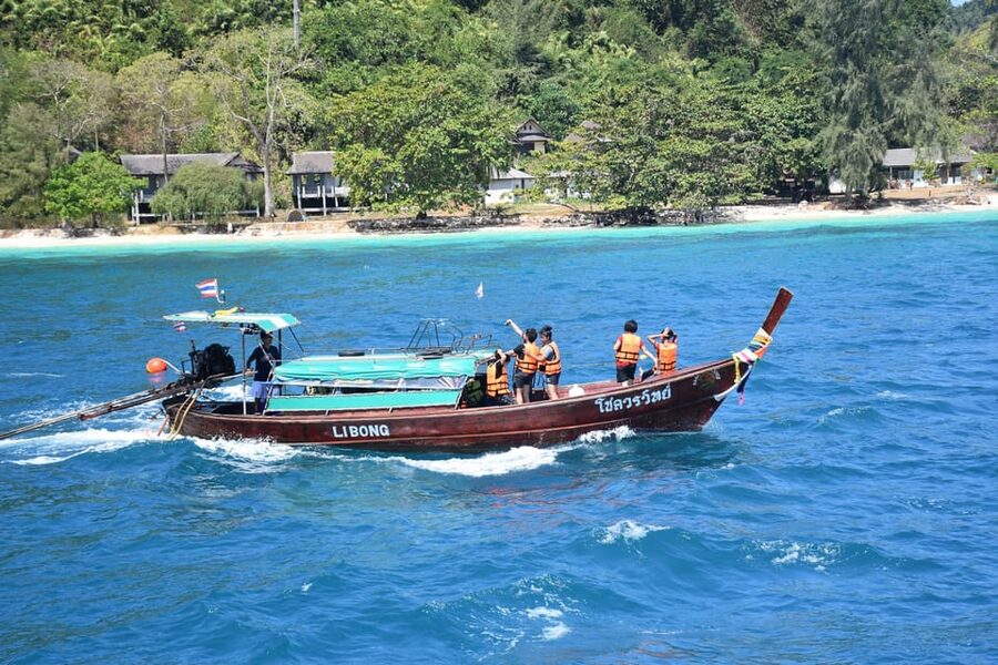 Koh Lanta: 4 Islands and Emerald Cave Tour by Longtail Boat - Is $35 good value?