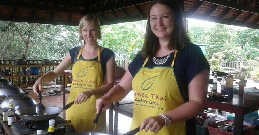 Koh Lanta: Evening Course at Lanta Thai Cookery School - Key points to know before booking