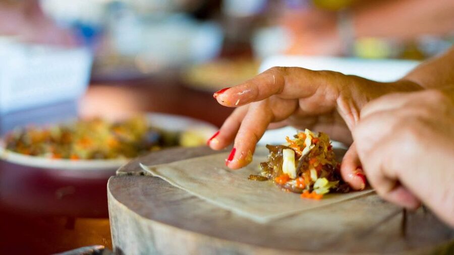 Koh Lanta: Evening Course at Lanta Thai Cookery School - Four hours of chopping, stirring, seasoning, and eating