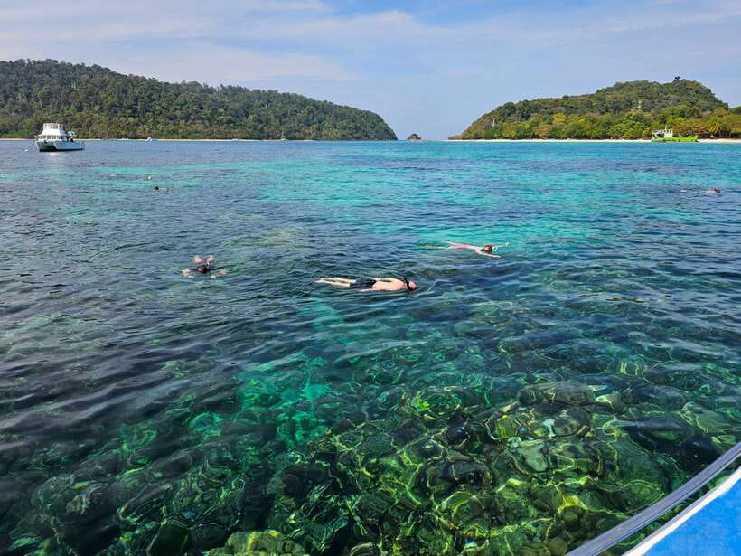 Koh Lanta: Koh Rok and Koh Haa Snorkeling Adventure - Koh Haa and the final snorkeling stop