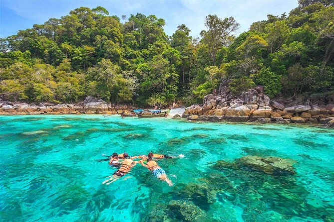 Koh Nang Yuan and Koh Tao 5 Point Snorkeling Tour - Shark Bay, turtles, and a chance at blacktip sharks
