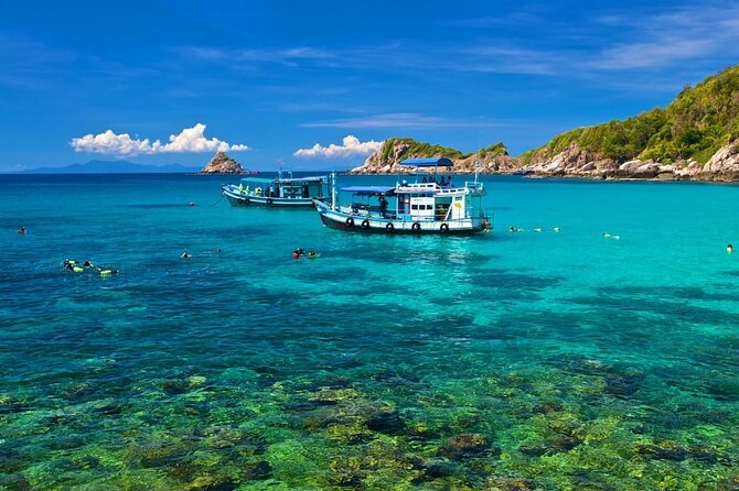 Koh Nang Yuan and Koh Tao 5 Point Snorkeling Tour - Koh Nang Yuan Viewpoint and the three-bay view